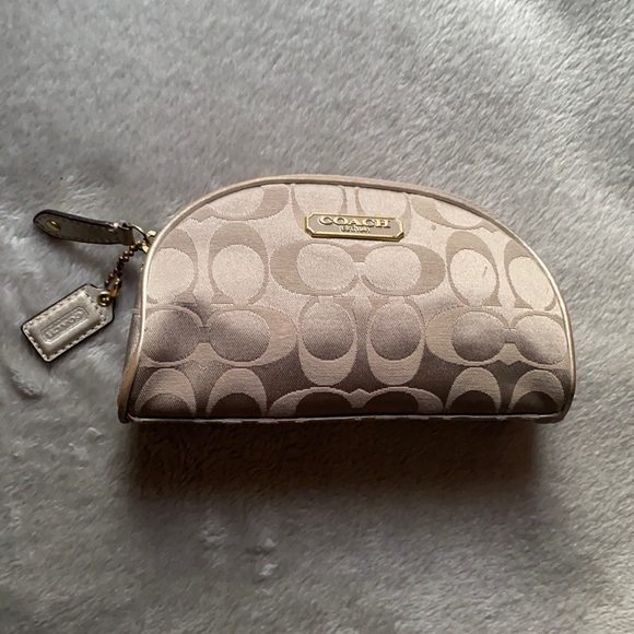 Coach wallets - Picture 1 of 6